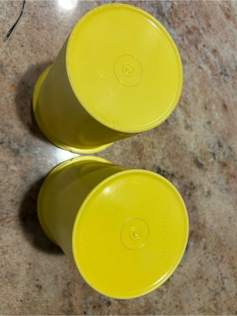 Tupperware Servalier Canister Set (2) Vintage #811-13 #811-14